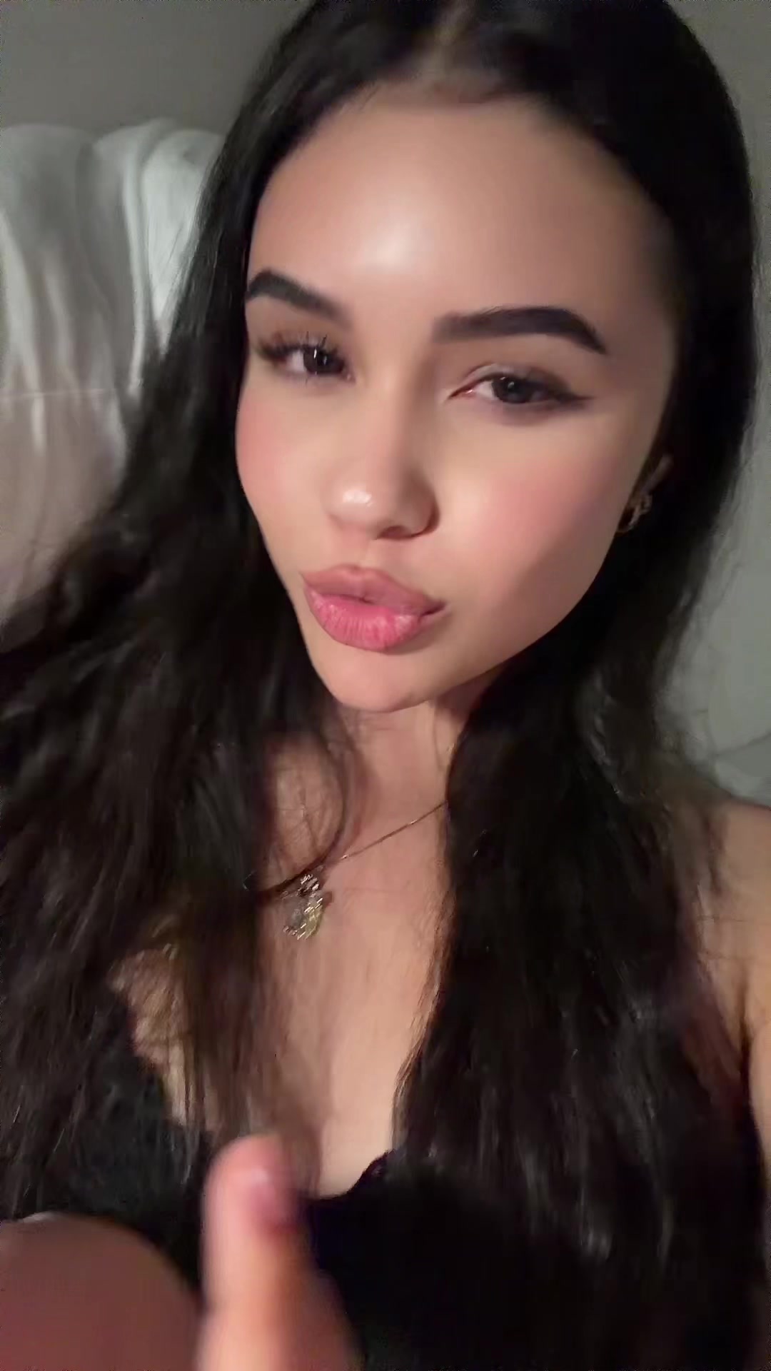 @arellamirielle