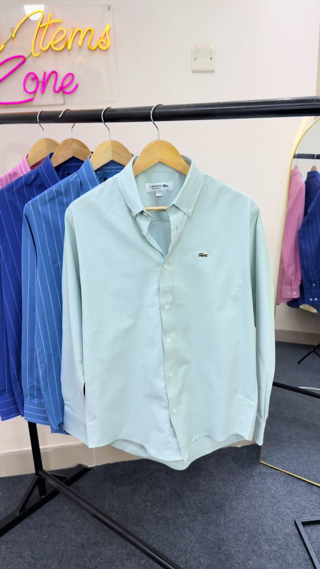 @On Items Zone 🛍️