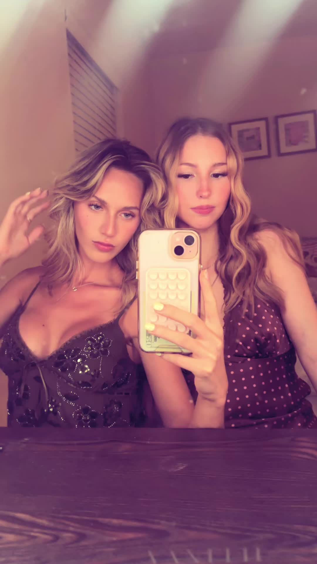 @sophiirosell