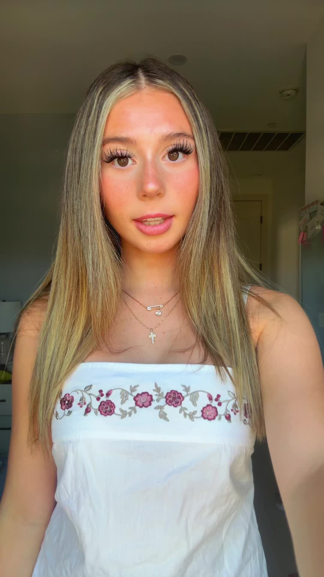 @ava estrada💐