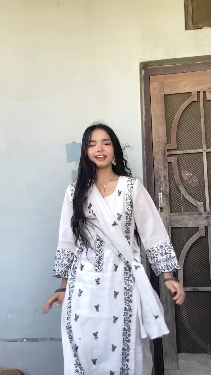 @🐣