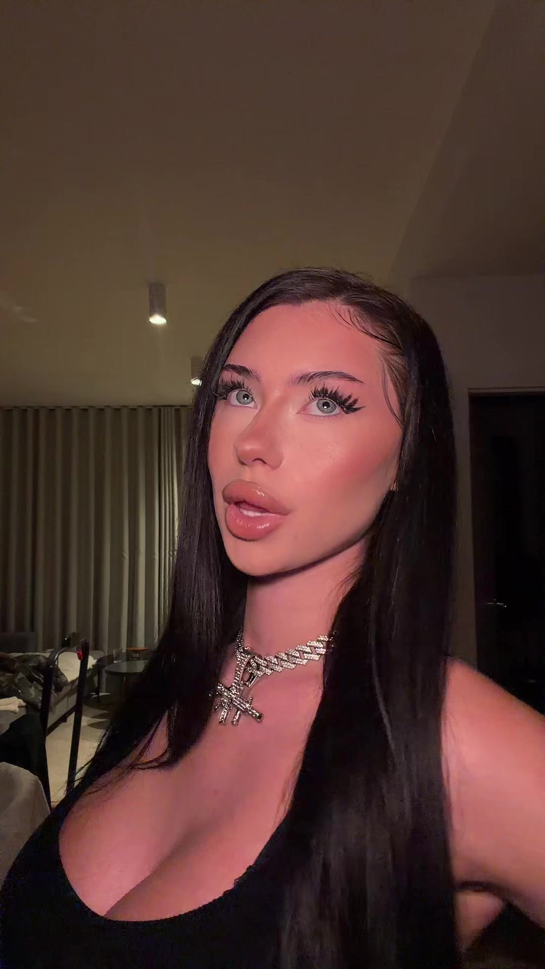 @Syndii69