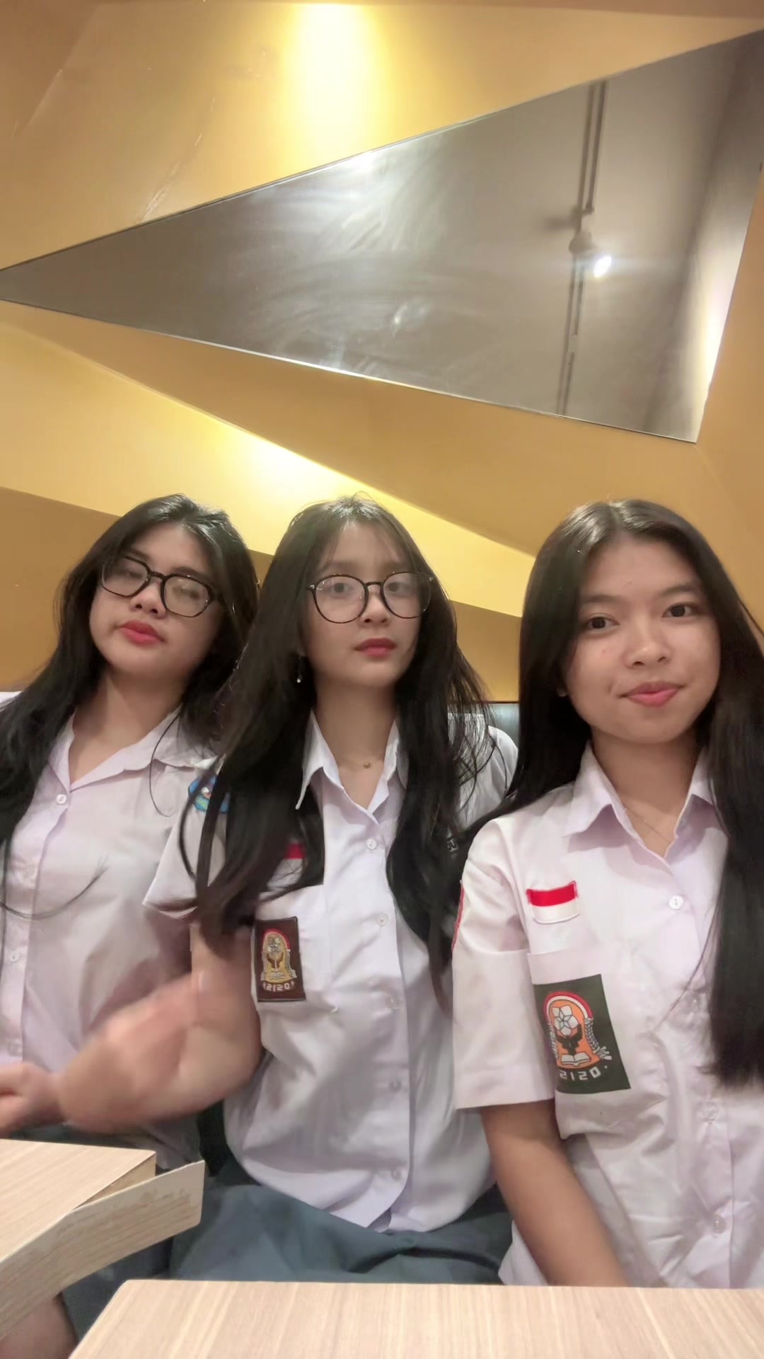 @ivniiiii