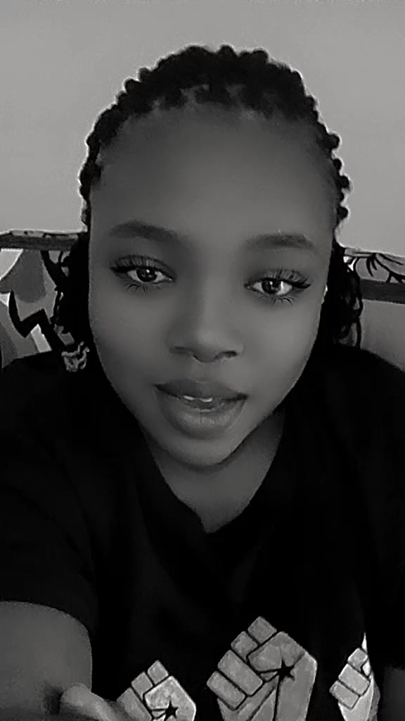 @annfrancis 🥵🥵🥵🐾🦋🇰🇪🇸🇦