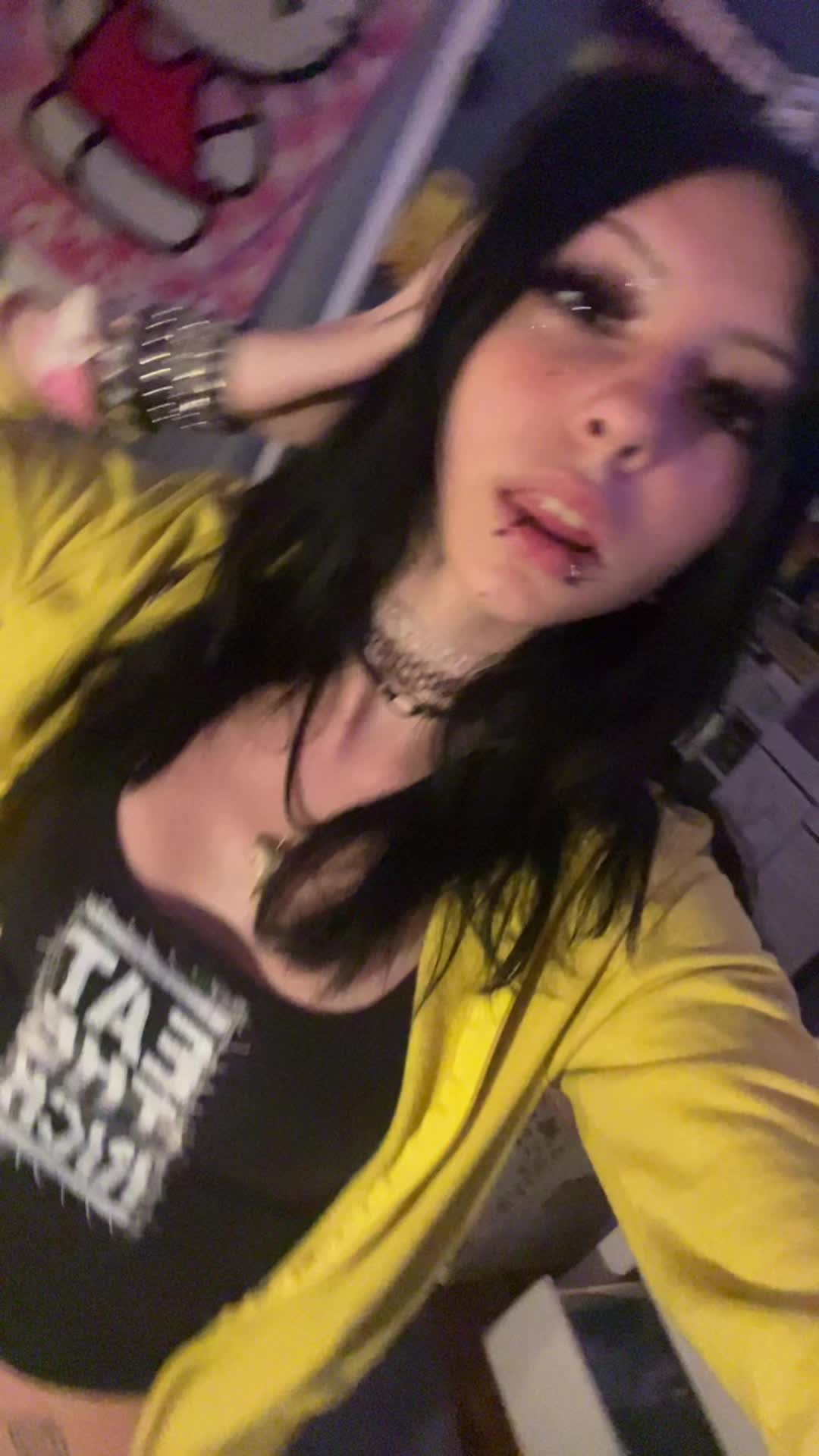 @≽^•༚• ྀི≼