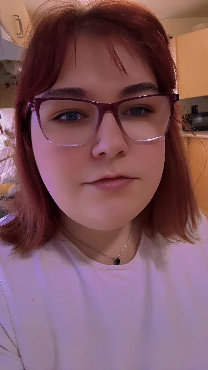 @Kayla🍒👑
