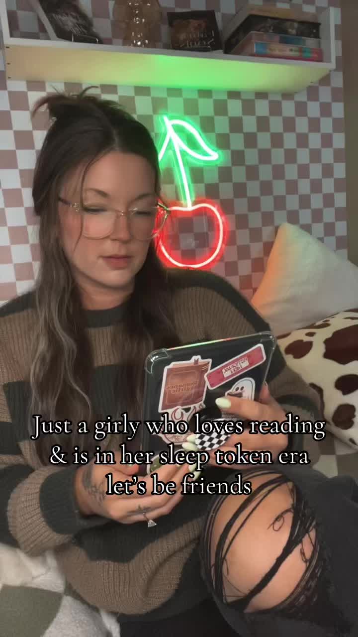 @Carly_Reads📖🎧