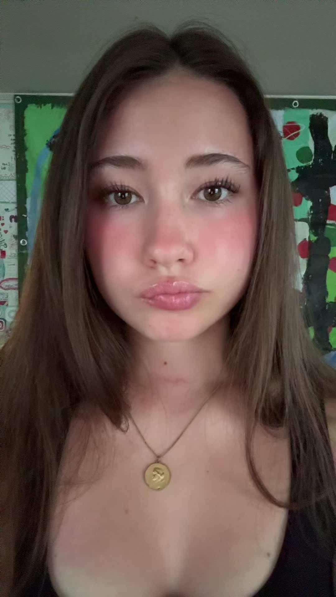 @Mae