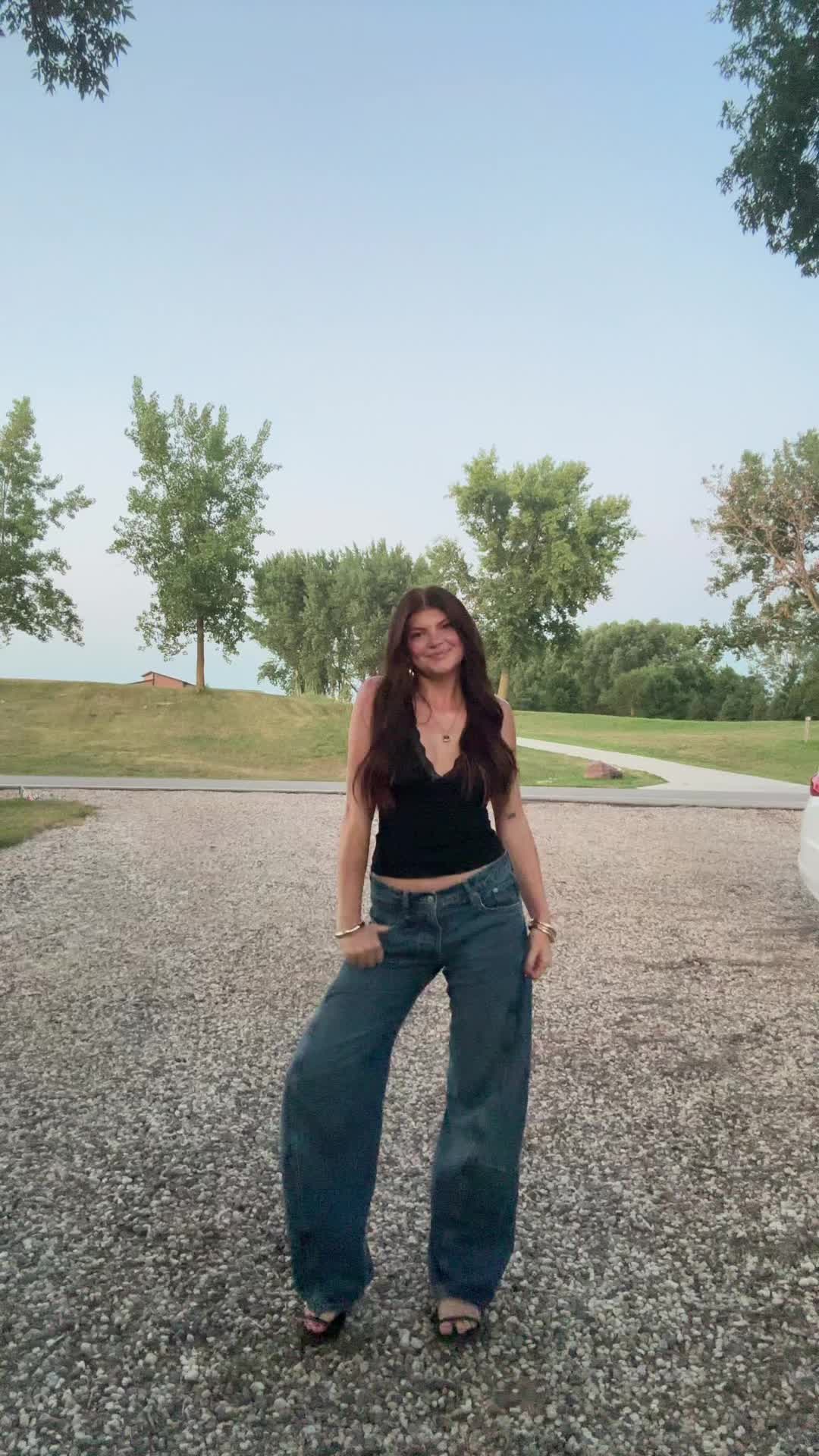 @elle.beckerj