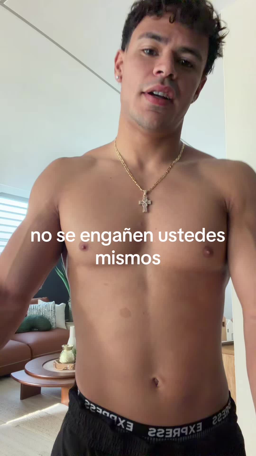 @levi