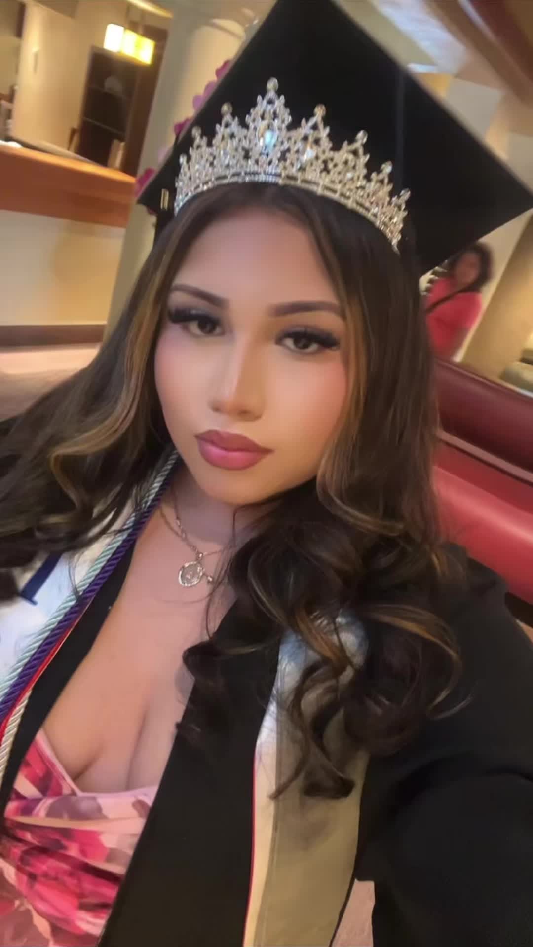 @︎