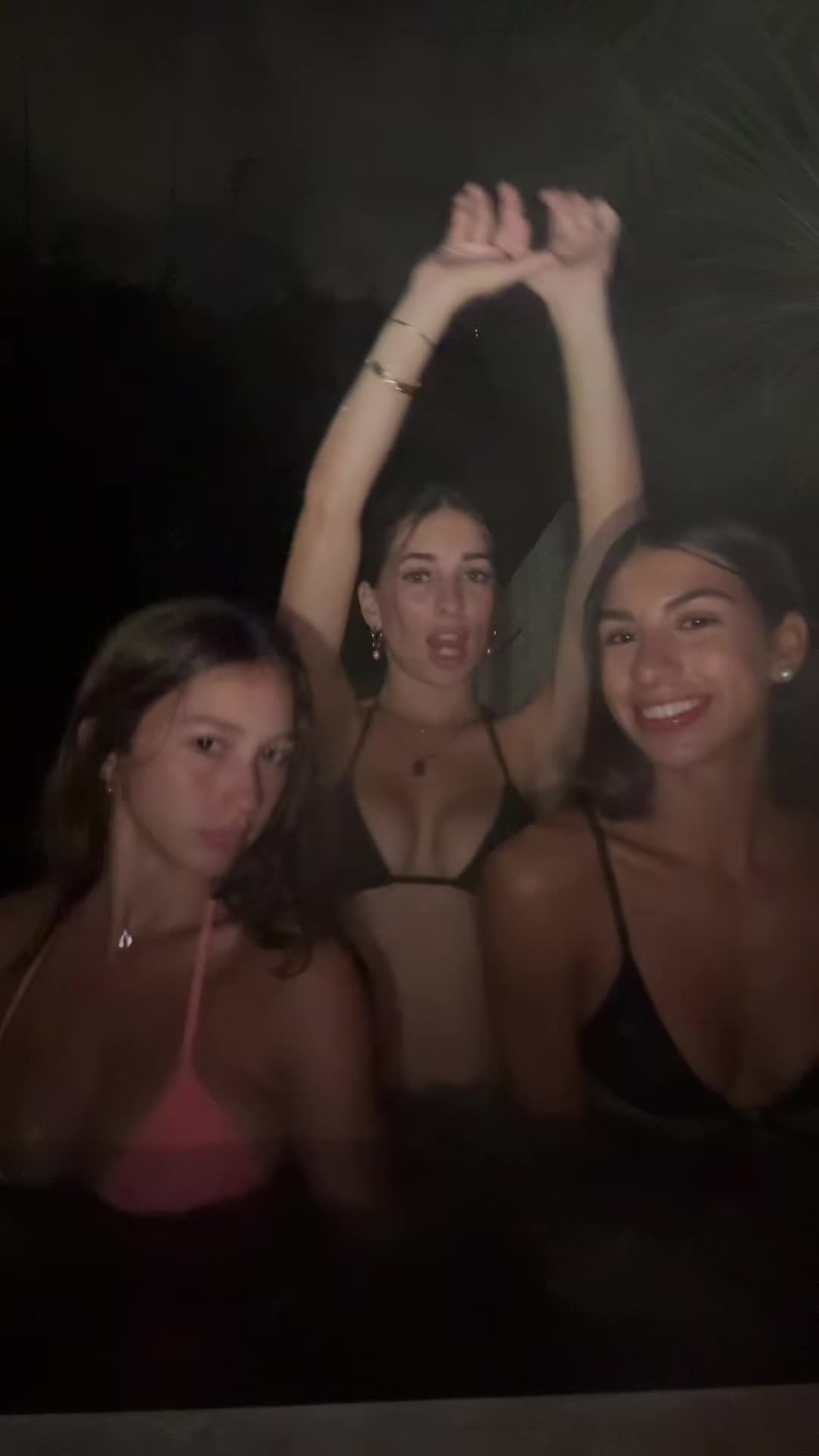 @Ana pazzzzella