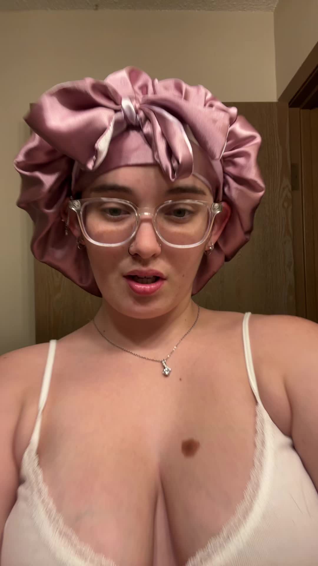 @..
