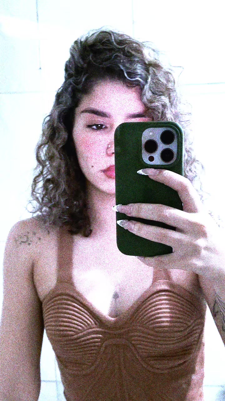 @emilyzinha