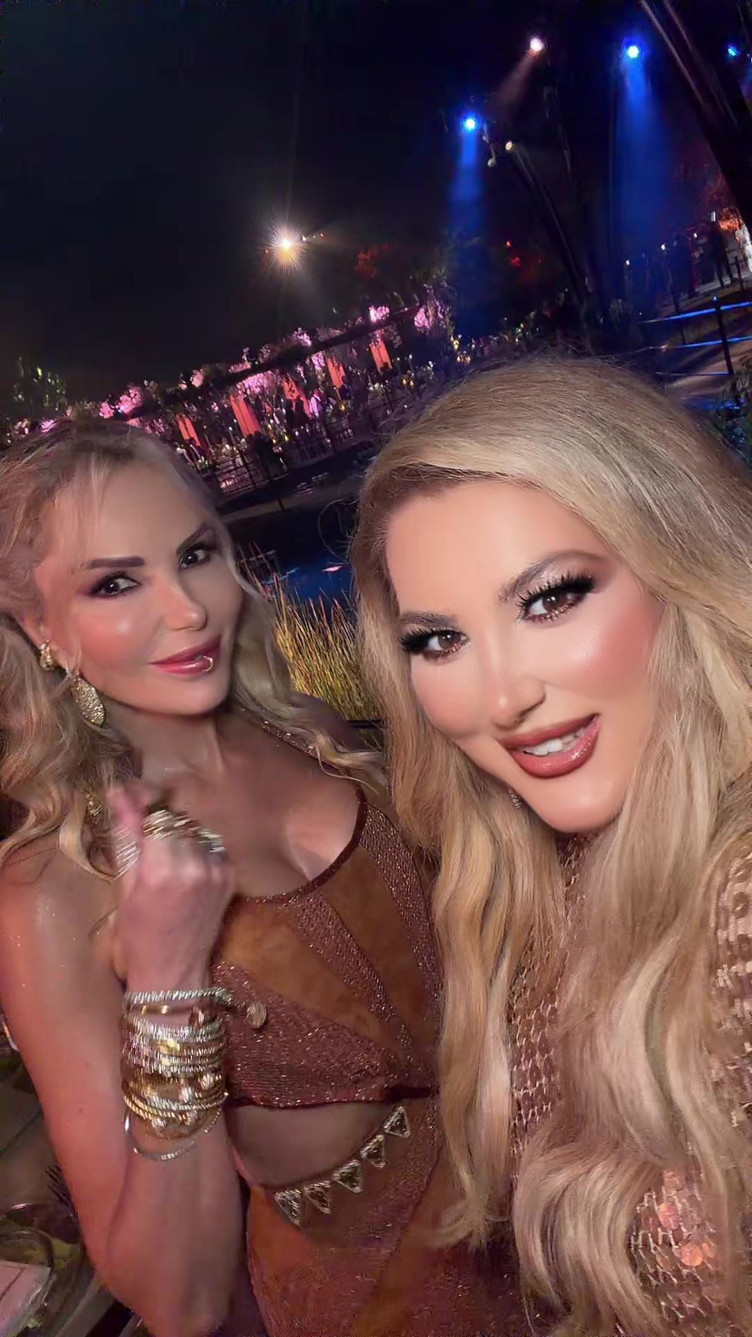 @Queen of Selfie