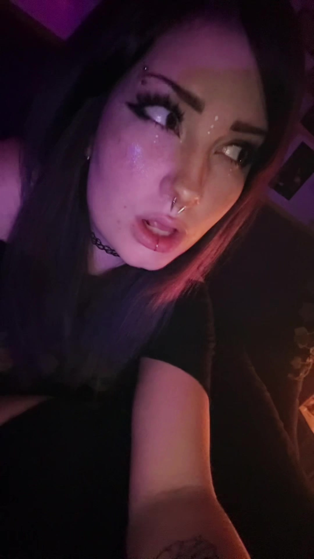 @adi 🧟♀️