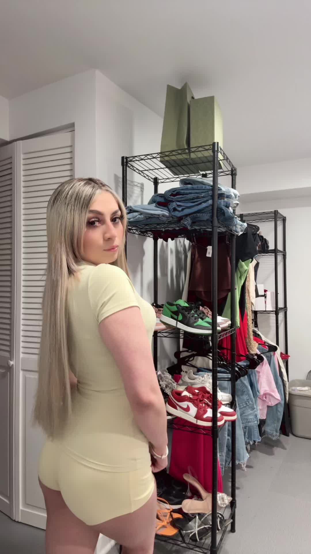 @𝓨𝓪𝓶𝓲🖤👩🏼