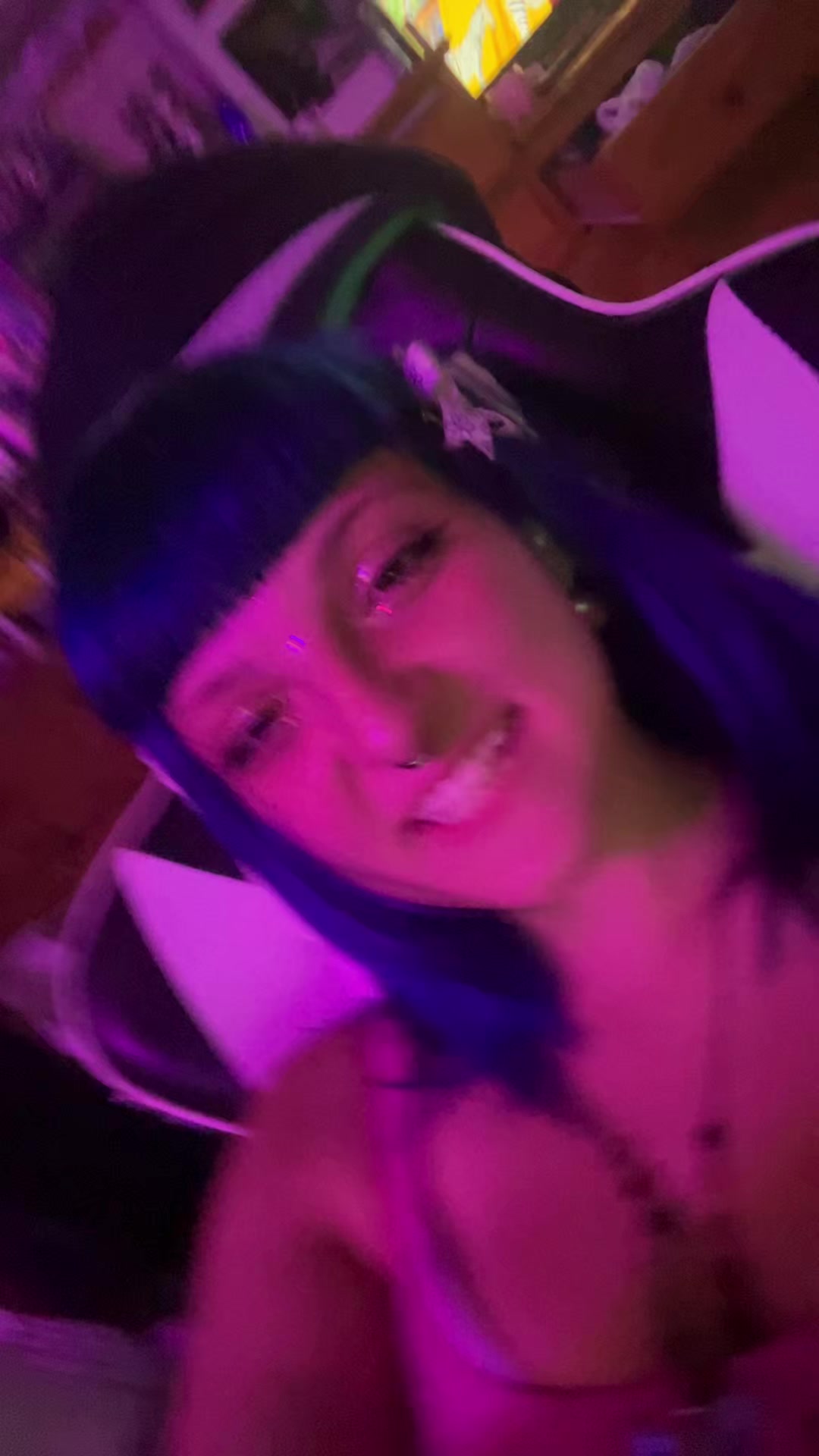 @☮️