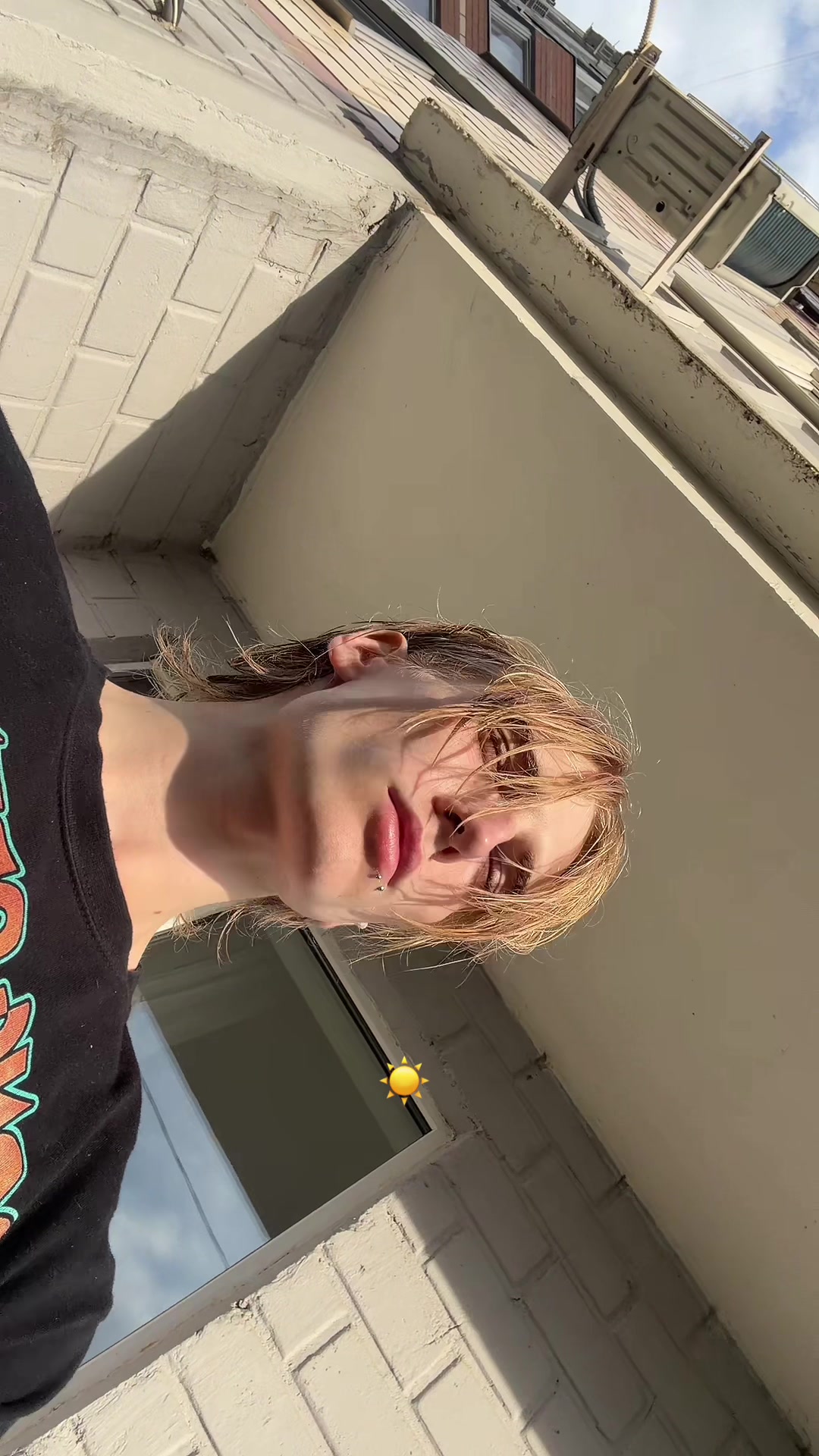 @keepuptothedark
