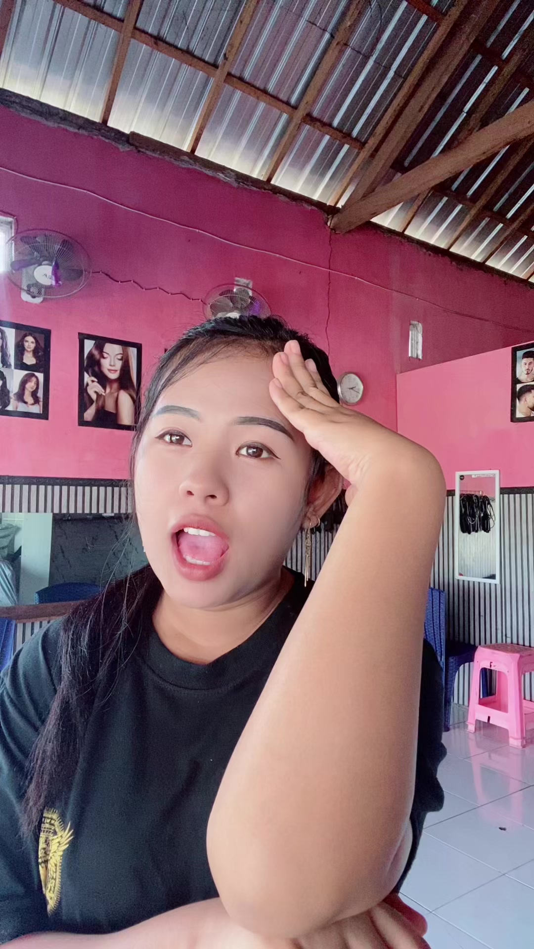 @SOFI SALON