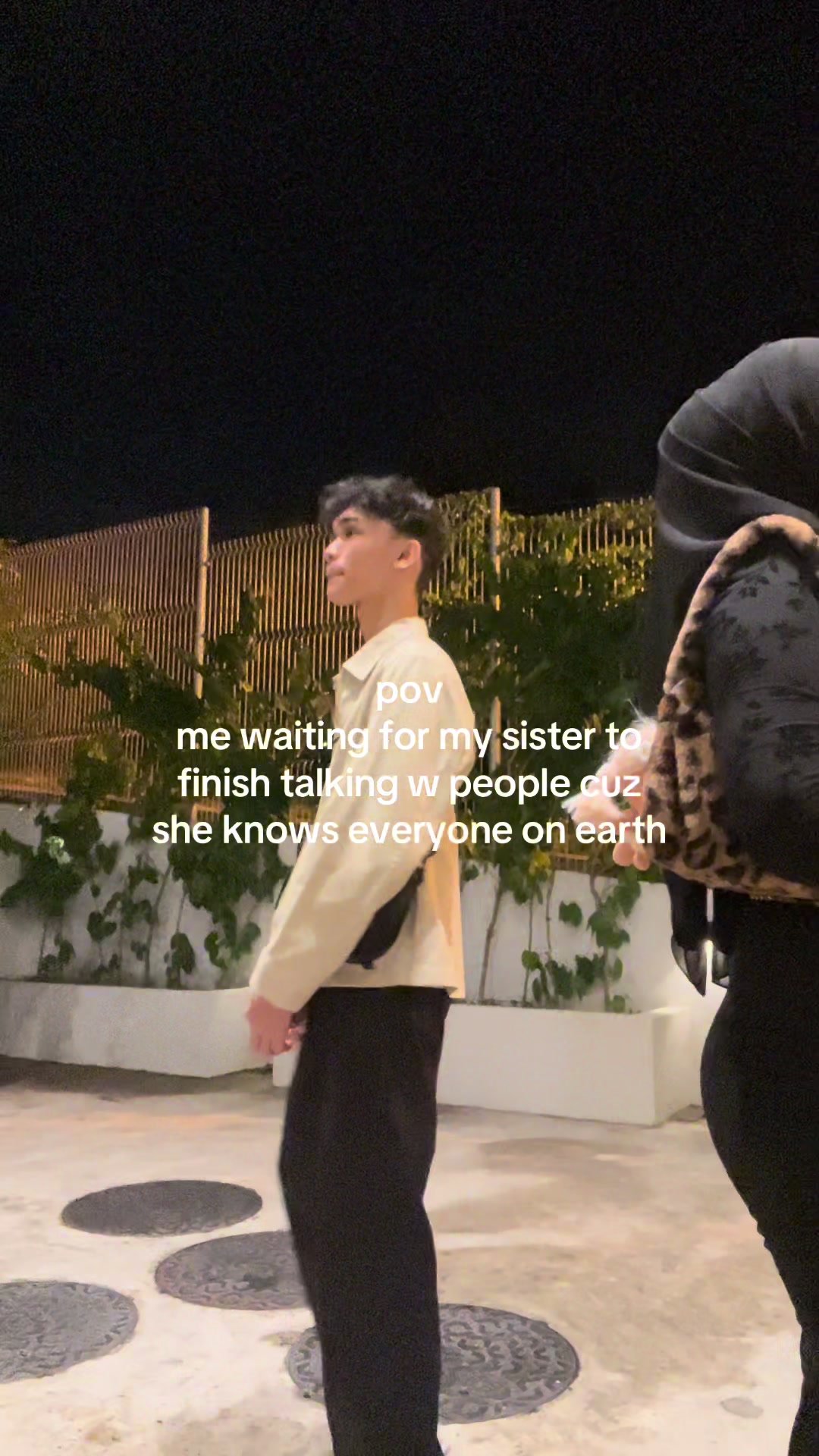 @&