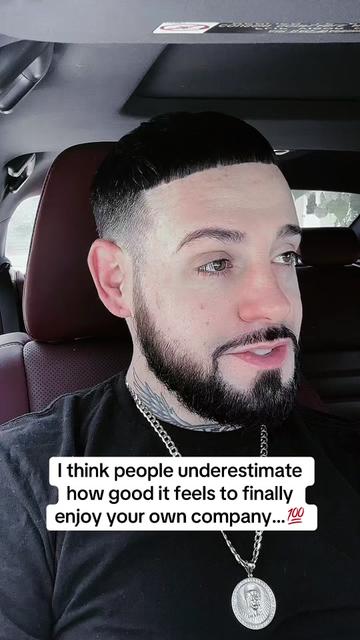 @Chriz__Vibez