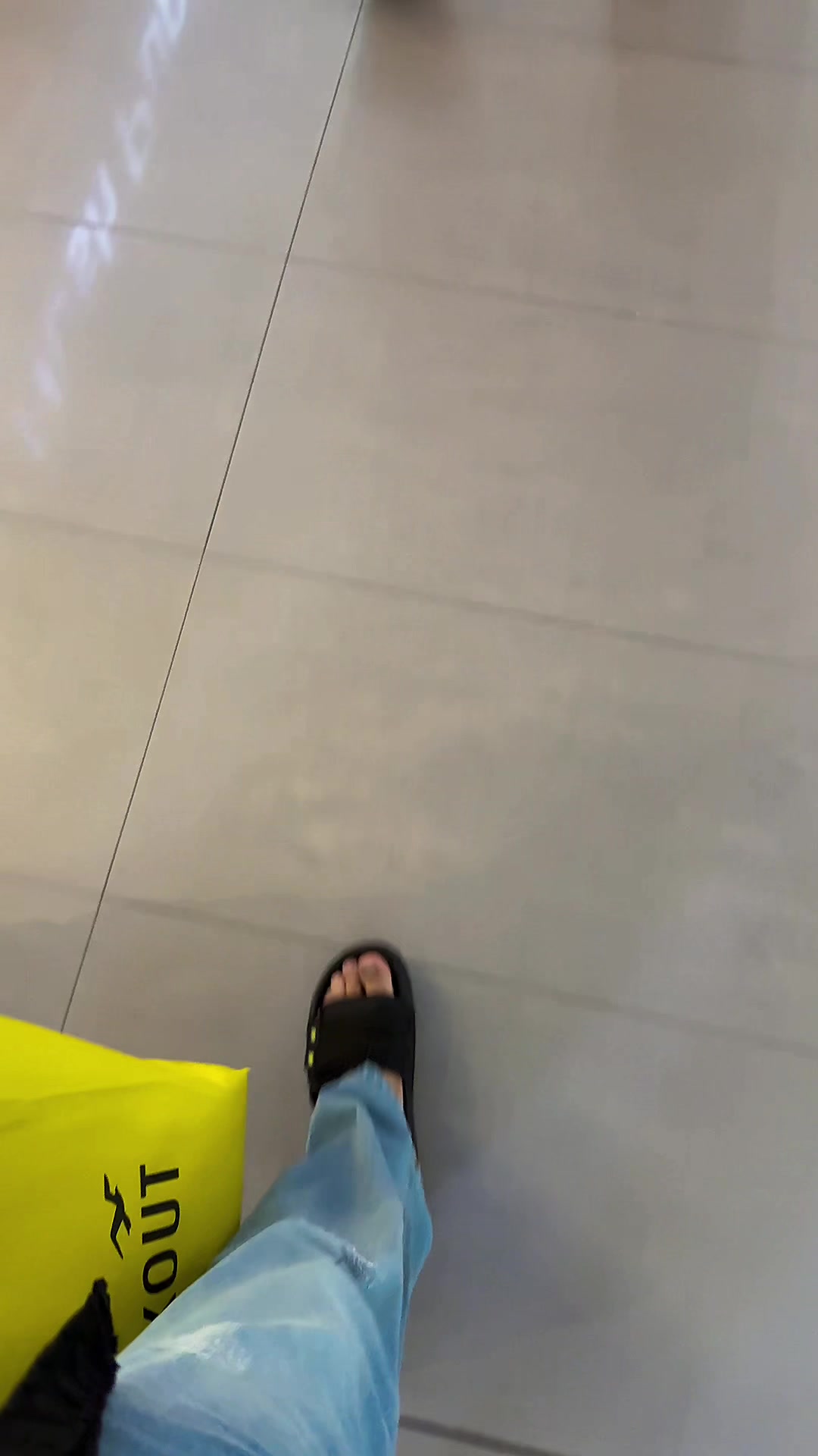 @𝐻🚩
