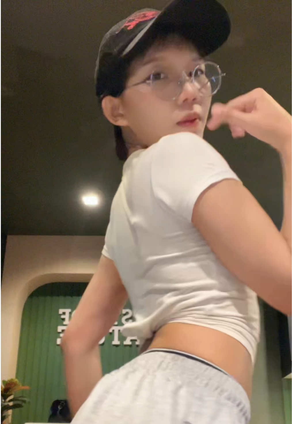 @น้อนไข่เค็ม