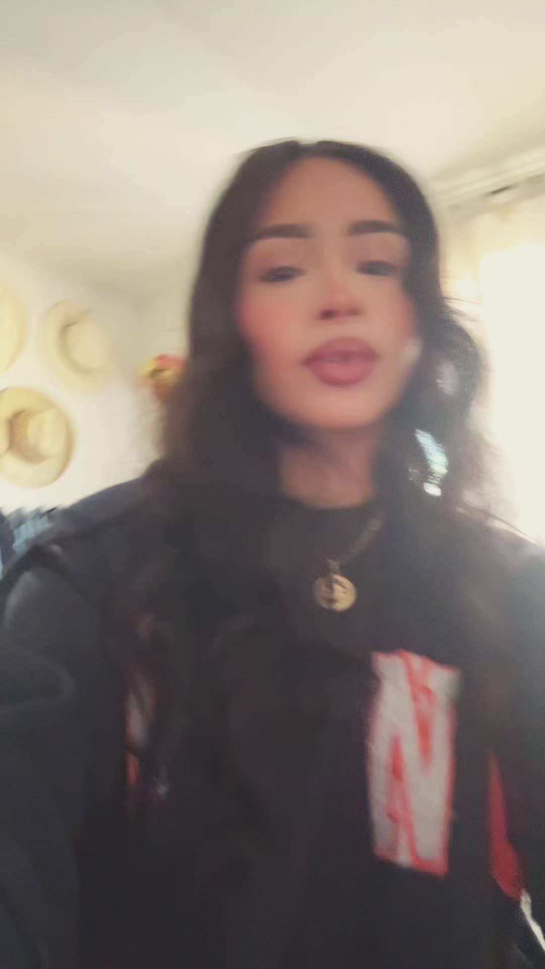 @VICTORIA 🍒🦓🪩