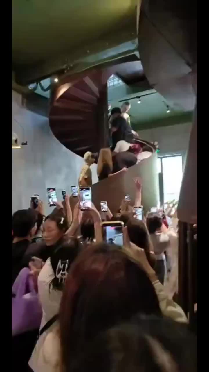 @Hᴜʙɪ