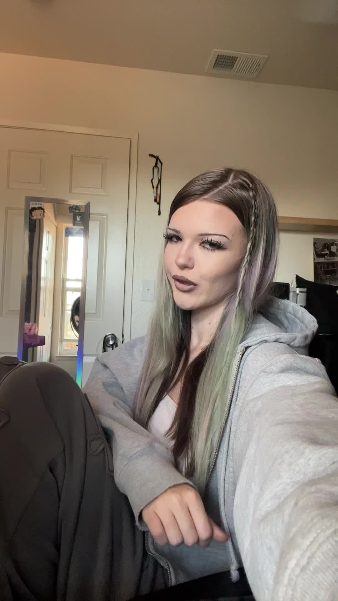 @shh