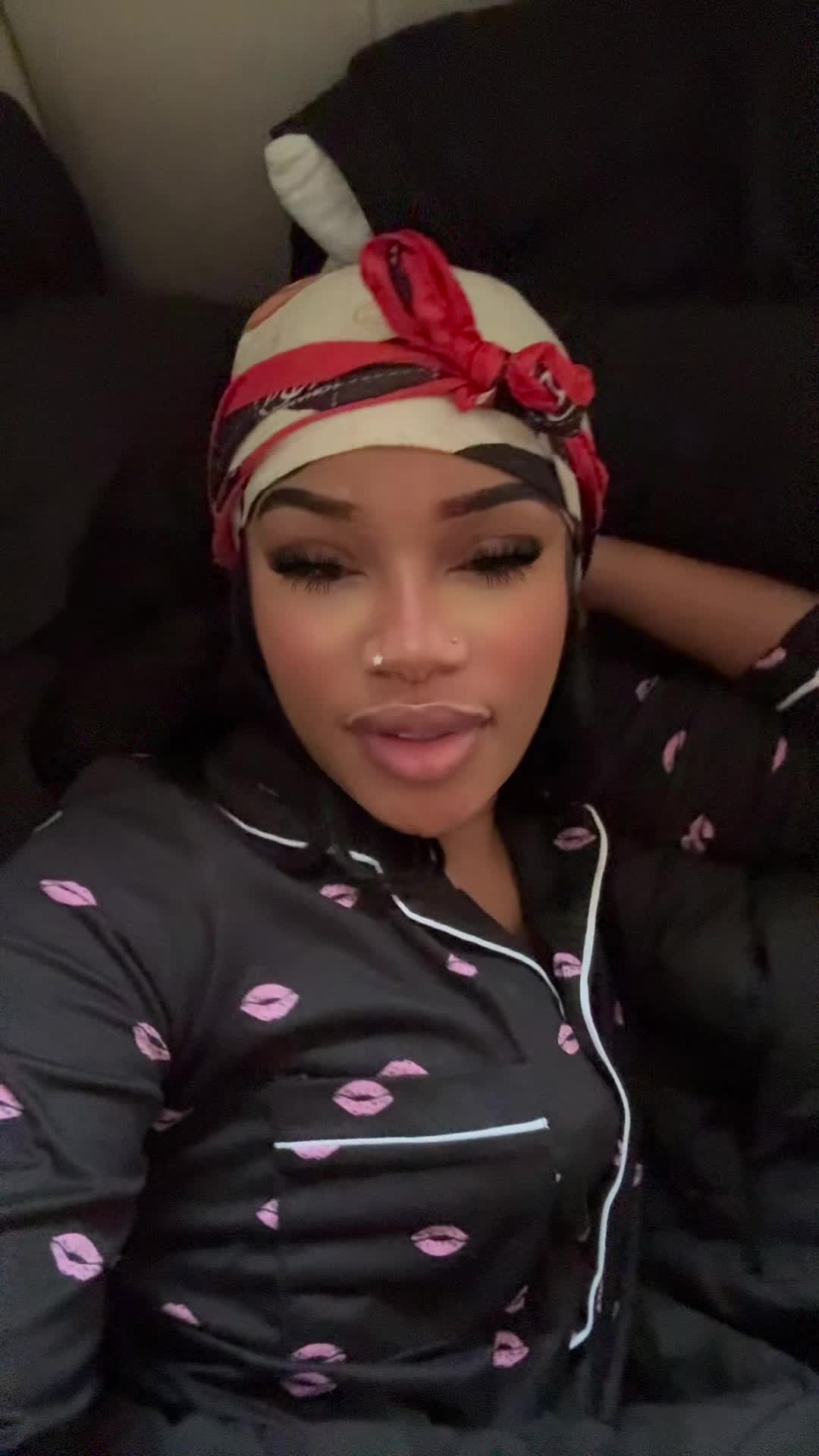 @theonlyniy__