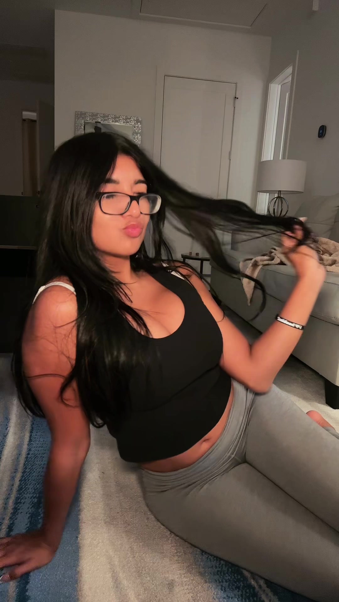 @⟡˙⋆ivana k⋆˙⟡