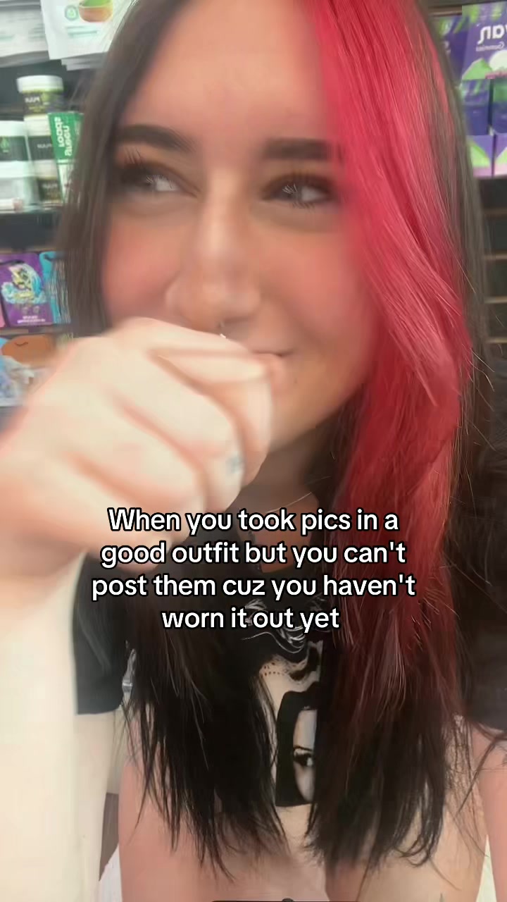 @Emileejo_