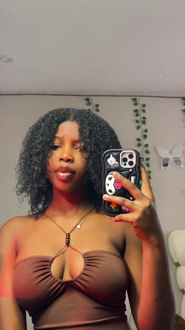 @👿sanaïka ♊