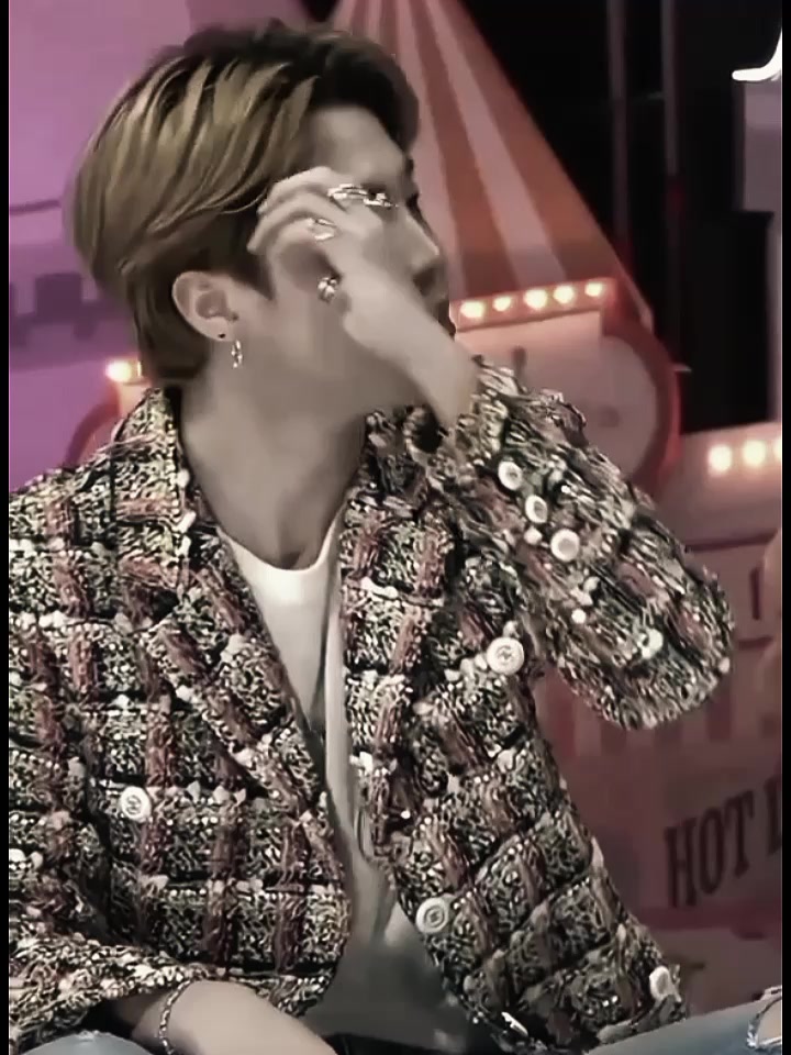 @✰ཽ𝙈𝙧_𝙠𝙞𝙢🚬