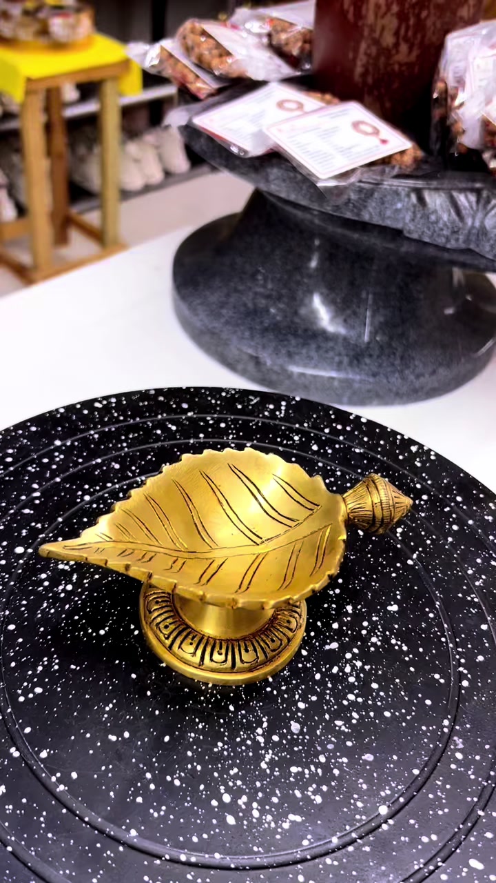 @𝓢𝓱𝓻𝓮𝓮 𝓘𝓶𝓹𝓸𝓻𝓽𝓼