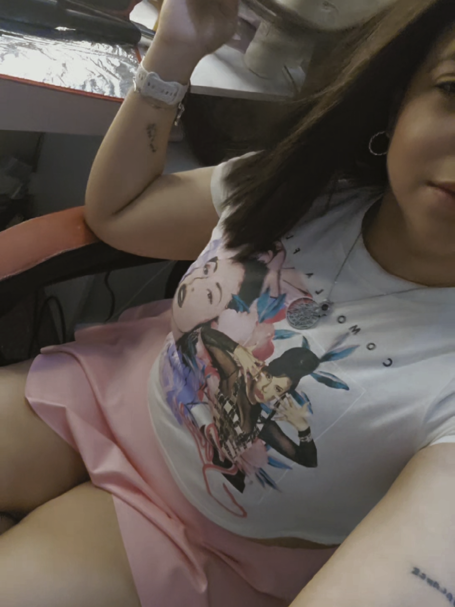 @JADE 🖤
