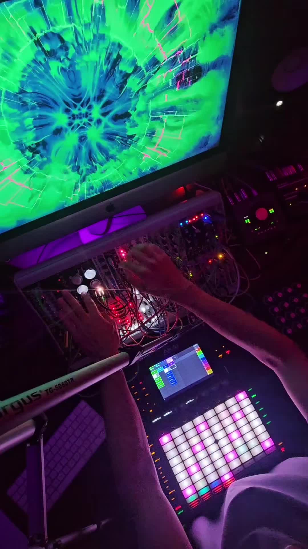 @gulches 🎛🛸💽