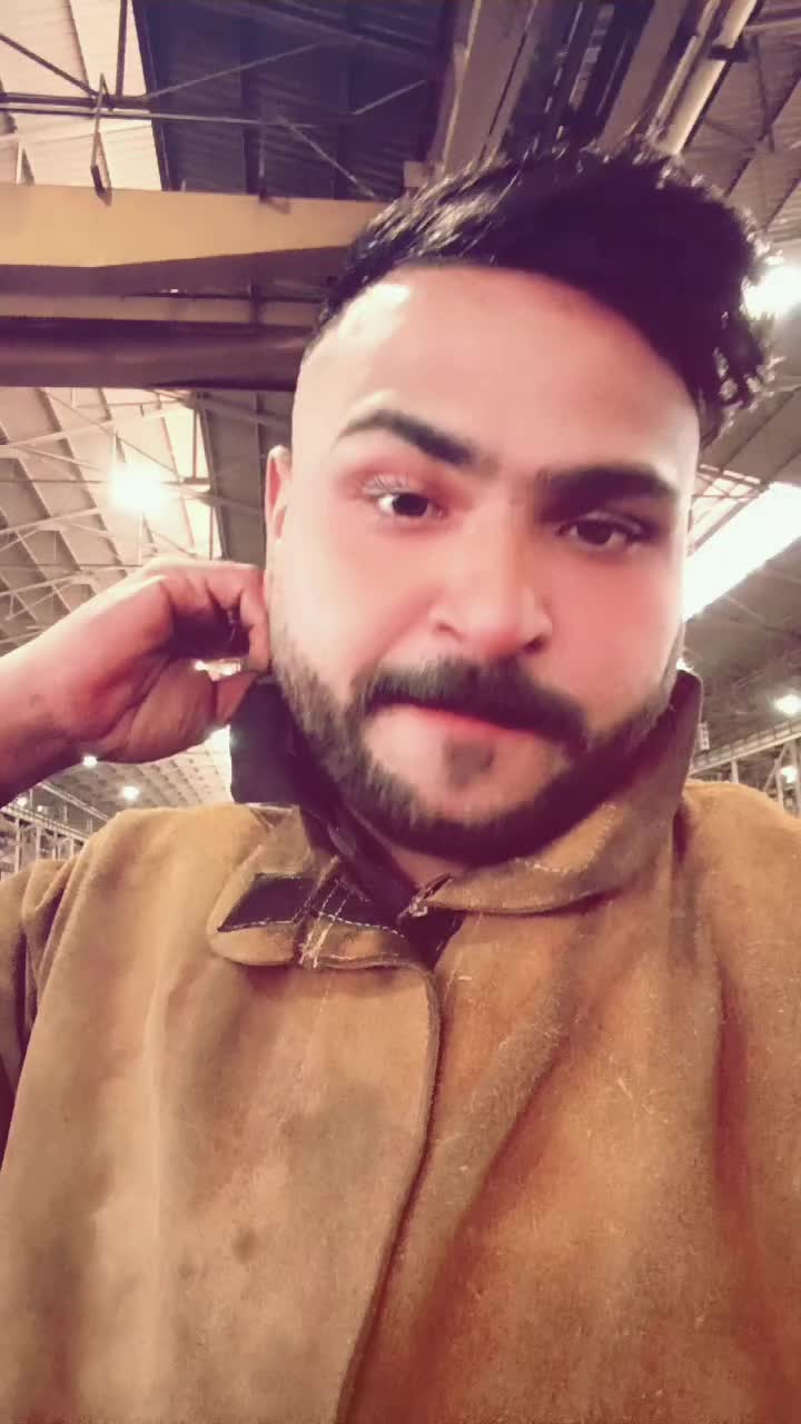 @Meeran Dar 🇮🇹