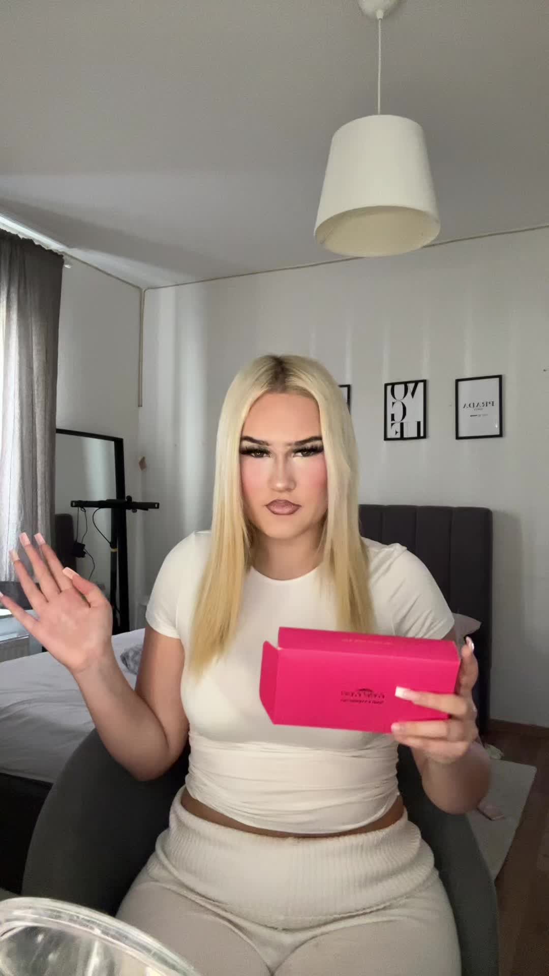 @-