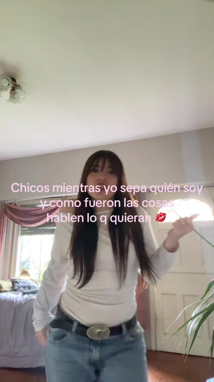 @Val_