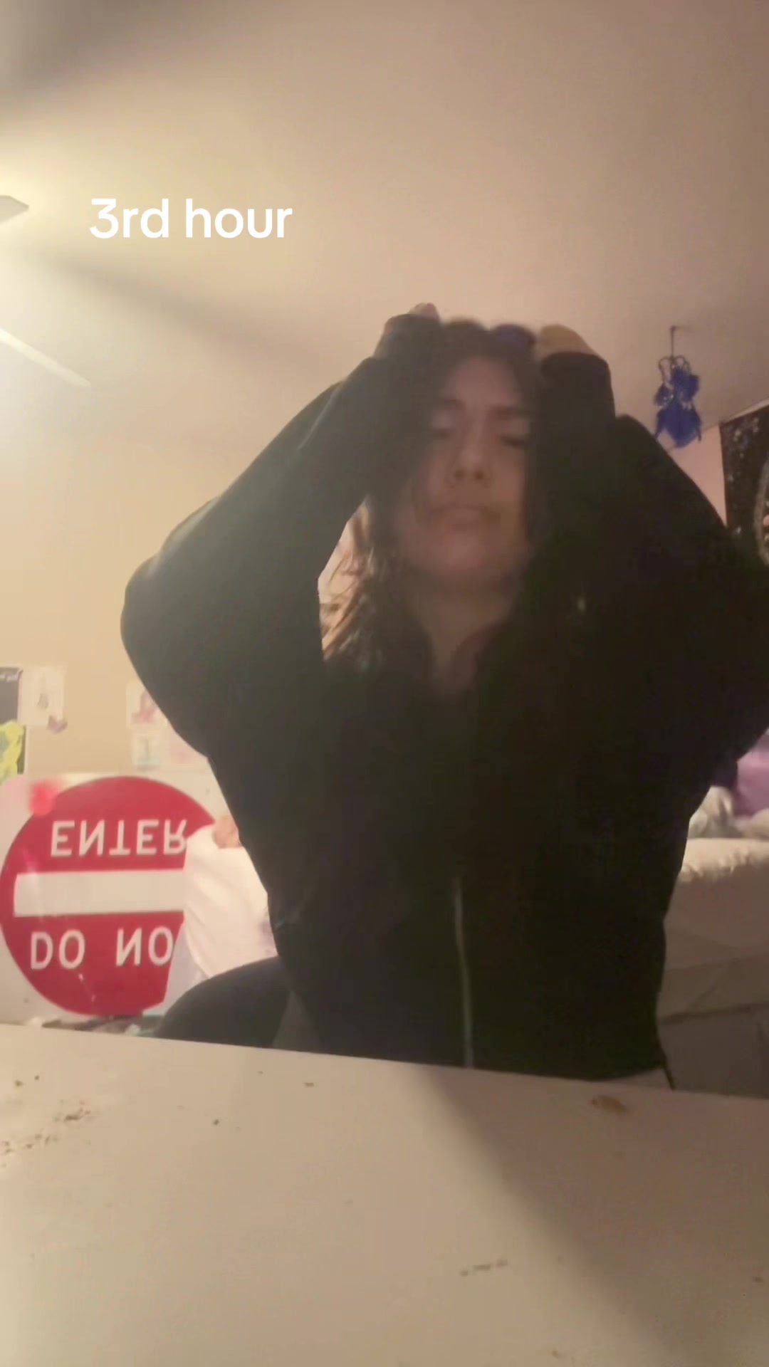 @Ella 𖣂