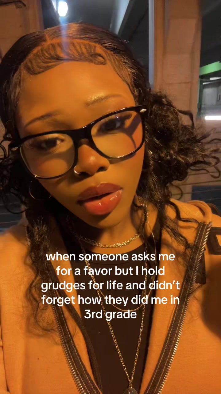 @missyapparoo