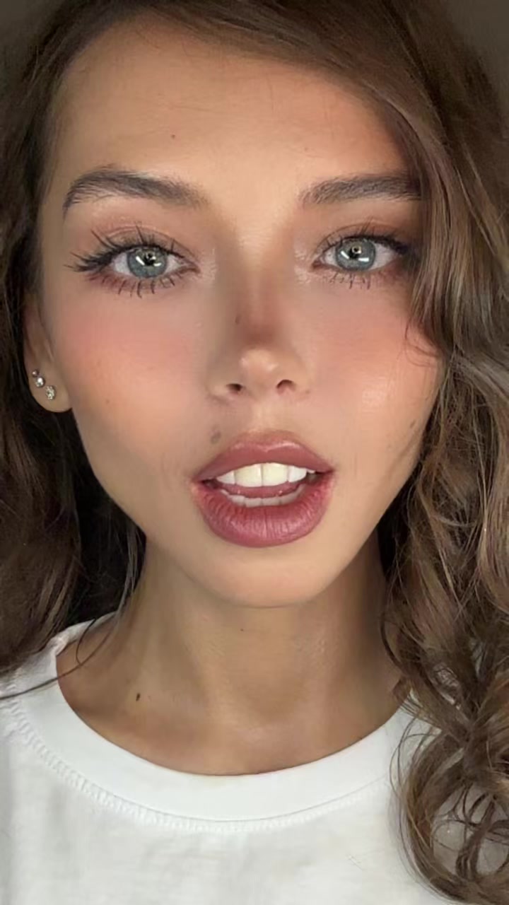 @lilya_brik