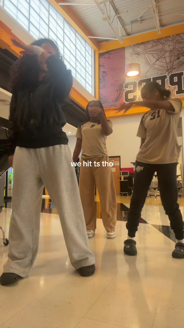 @K