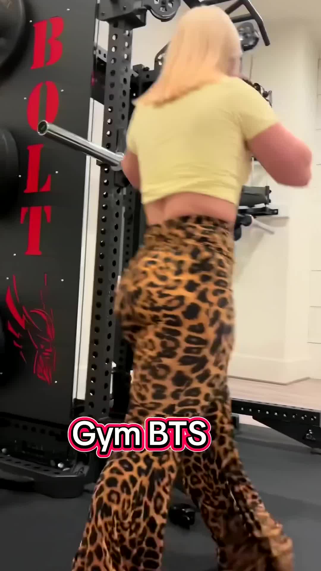 @zoeaadari9077258