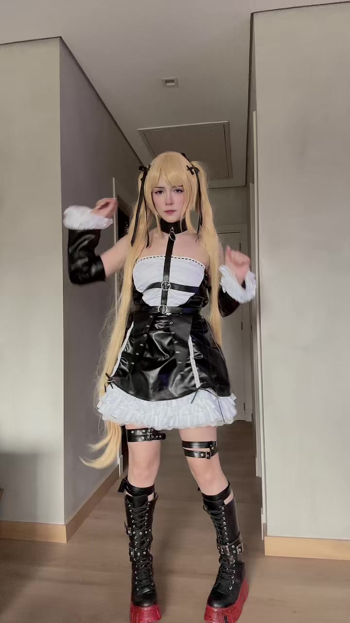 @kaedee_cos