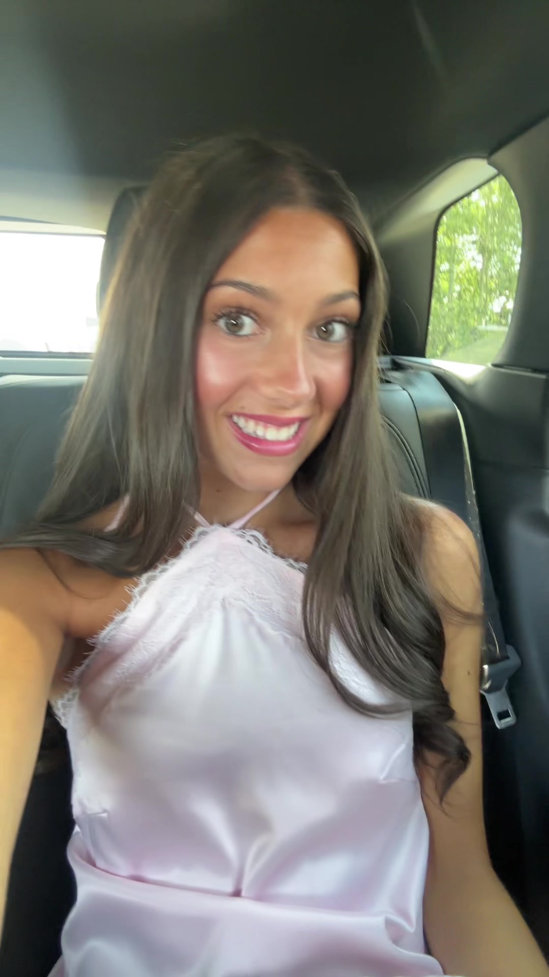 @bella