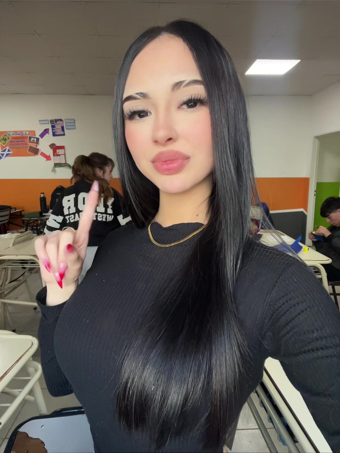 @𝐺𝑖𝑢